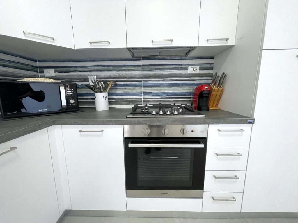 Cucina attrezzata dell'appartamento 2